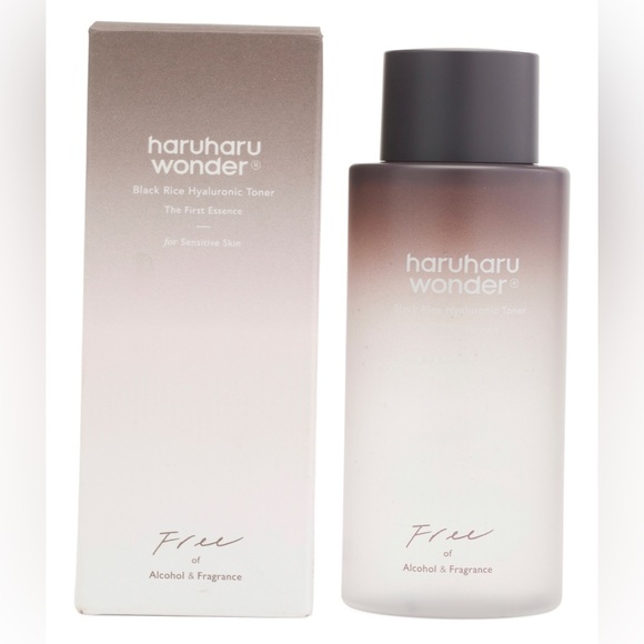 Haruharu Wonder Other - BNIB Haruharu Wonder Black Rice Hyaluronic Toner